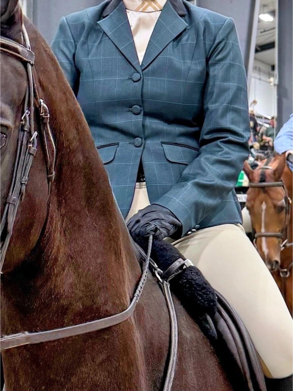 Women's Custom Hunt Coat in Green Like New